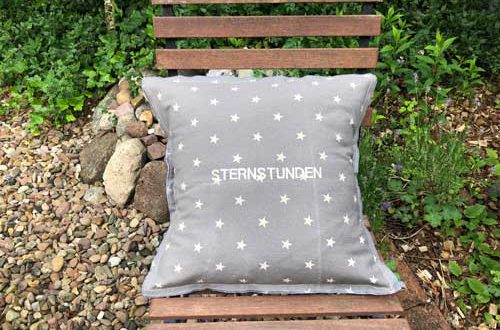 Kissen mit Stickerei Sternstunden